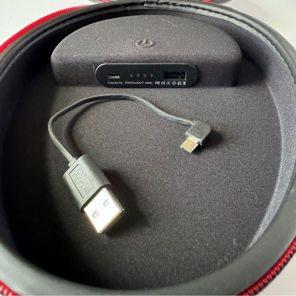 LG Tone Infinim Bluetooth Headset and rechargeable case, VGUC - Picture 6 of 9